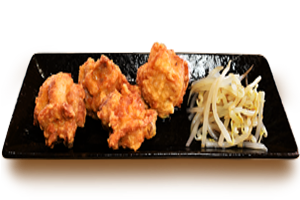 唐揚、大ぶりの鶏肉をカラッと揚げました。